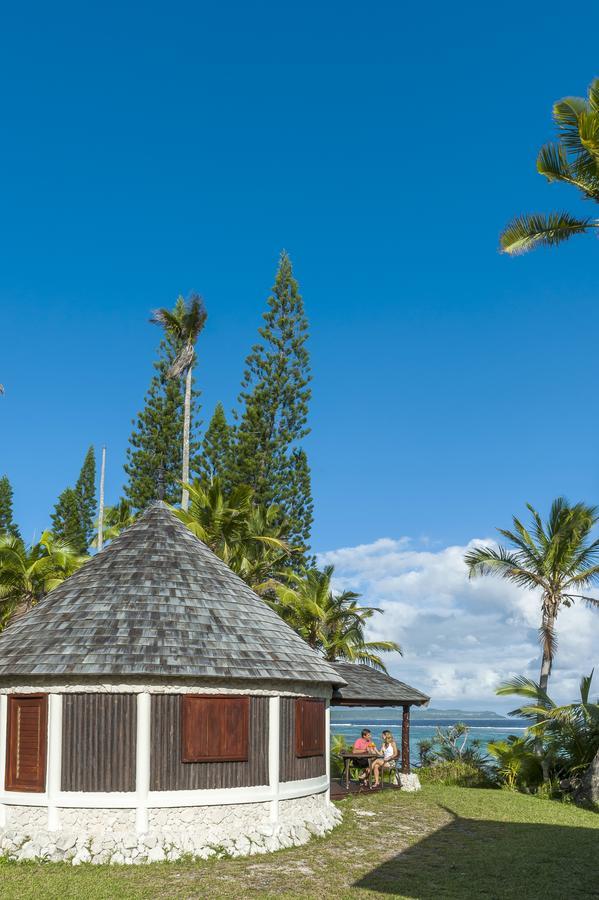 Hotel Nengone Village Mare Exterior foto